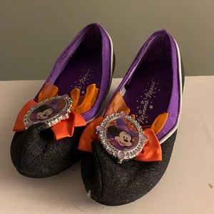 Disney Store Minnie Witch Toddler Shoes!